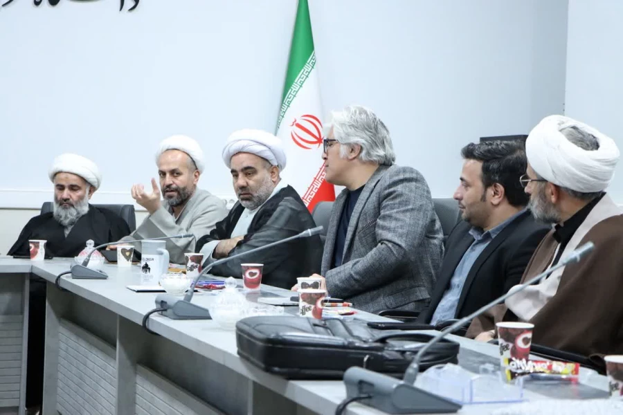 نشست بصیرتی اساتید دانشگاه فرهنگیان قزوین با محوریت یوم الله ۱۳ آبان و رسالت معلمی 3