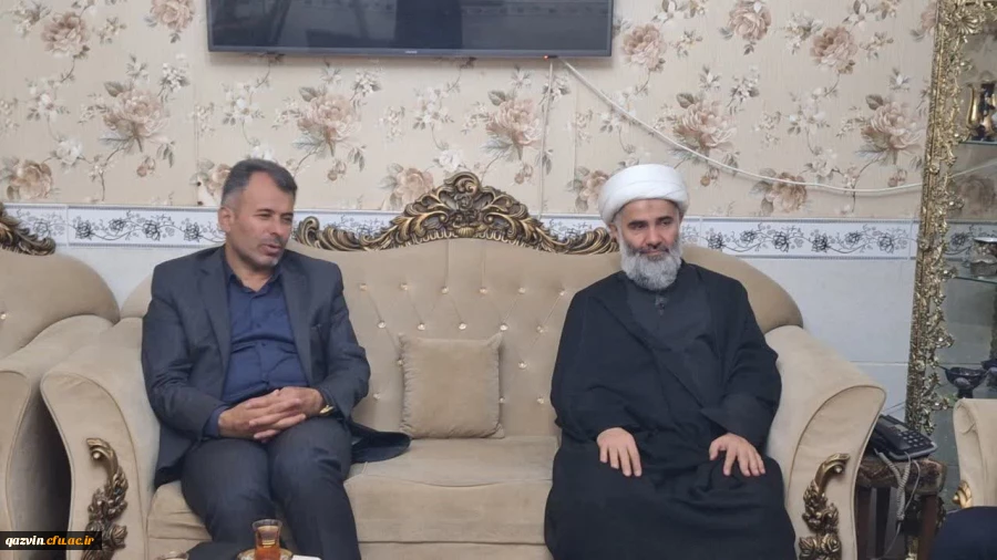 به مناسبت هفته بسیج و به همت بسیج اساتید و کارکنان و ستاد شاهد و ایثارگران، جمعی از مسئولین دانشگاه فرهنگیان استان قزوین با خانواده دانشجومعلم شهید شمس الله شفیعی اصل دیدار نمودند.  4