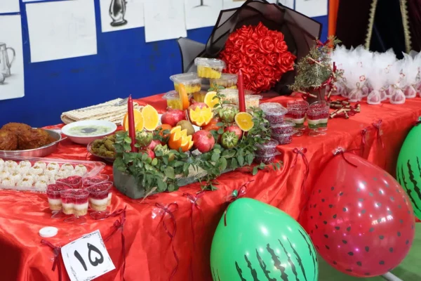  نمایشگاه آثار هنری دانشجومعلمان خواهر به مناسبت شب یلدا  10