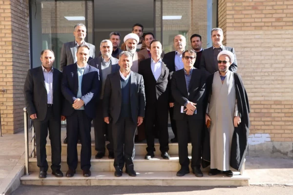 با پیشنهاد حسنعلی اصغری مدیرکل آموزش  و پرورش و سرپرست دانشگاه فرهنگیان استان قزوین و با دستور محمد نوذری استاندار، ۱۵ هکتار زمین برای احداث ساختمان جدید دانشگاه فرهنگیان اختصاص یافت. 2