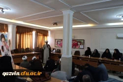 مراسم گرامیداشت ایام الله فجر، همراه با غبارروبی و عطرافشانی مزار شهید خوشنام دانشگاه برگزار شد. 7